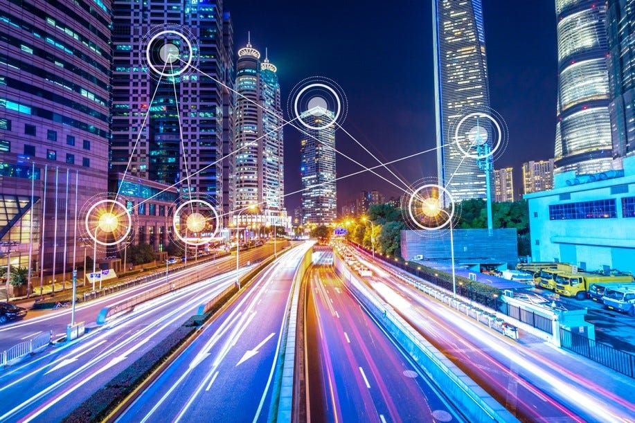 Fibra ottica e Smart Cities: La chiave per la Connettività Urbana del Futuro